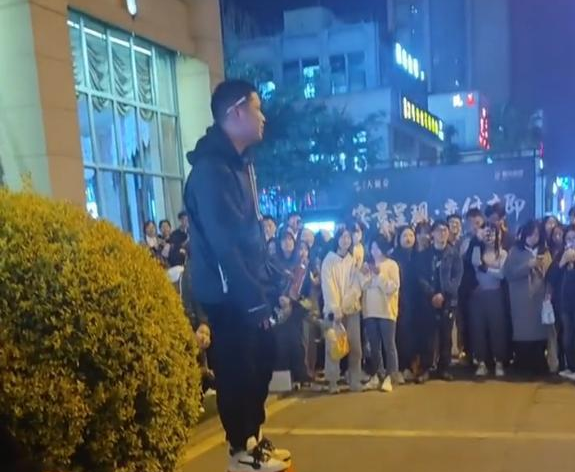成都文理学院纯爱战士
