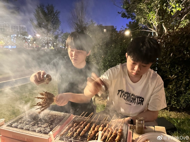 Wink户外烧烤：安师傅和嫩师傅手法专业 一条龙服务到位