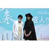 毛阿敏近况曝光!学霸女儿仨唇钉惹争议 网友直呼可惜了孩子没爸爸