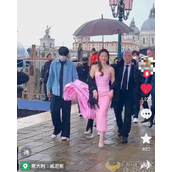 刘亦菲近况曝光!驾驭死亡芭比粉绝美，多肉身材如希腊女神