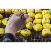 云南有什么好吃的美食出来（云南这条美食高铁绝了）