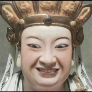 《抖音》无语菩萨高清无水印表情包下载