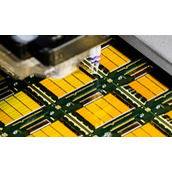 EUV光刻前的最后疯狂：DDR5内存狂飙 单条1TB不是梦