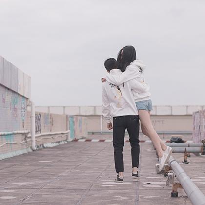 婚姻不够专心 纵向找点新奇的星座女