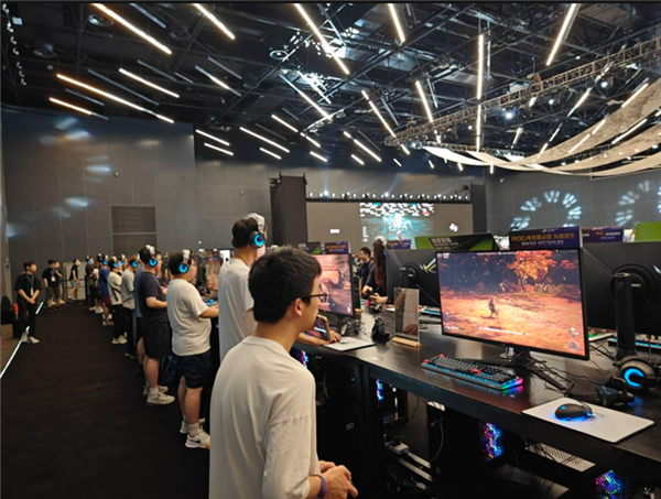 《黑神话：悟空》成为次世代恋爱模拟器？影驰 RTX 40系开启DLSS 3加速精彩瞬间