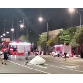 洛阳不明物体将地面砸出坑?消防回应为农用氯化铵！
