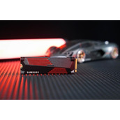 我用三星990 PRO散热片版撬开了PCIe4.0的天花板？