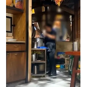 餐厅回收剩米饭用于员工餐 店家：长沙很多店都是这样的！