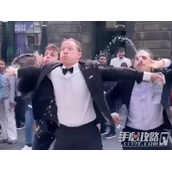 你在玩很新的东西梗是什么意思