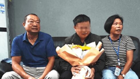 寻子妈妈吴学先与28岁儿子见面 内幕曝光简直太意外了