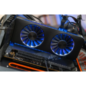 真打鸡血！英特尔发布Arc显卡全新驱动：游戏性能暴增119%