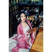 和身旁保镖闪婚后，大小姐上头了