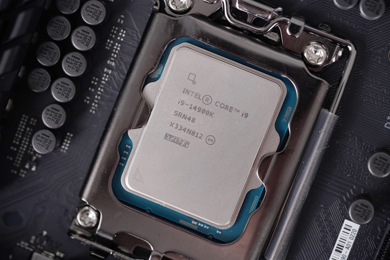 Intel 7工艺的极限！酷睿i9-14900K/i7-14700K首发评测：6GHz单核性能无敌