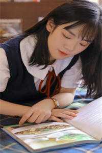 精品小说高冷女神爱上我