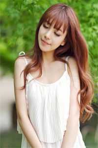 被网暴后，我成了顶流明星