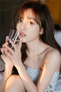 畅销书籍超时空交易，开局交易一吨黄金