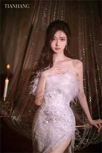 精选全文穿成暴躁反派后，他被女配贴贴了