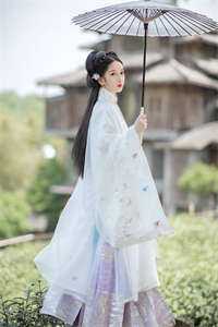 虐文女主她在末日大杀四方全文版