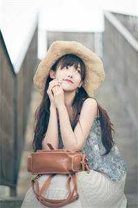 英雄救美，美女老板看上我？畅销小说推荐