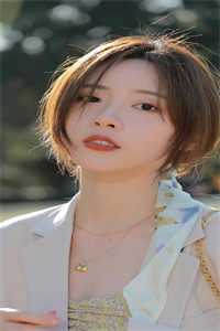 重生：开局收获校花妈妈大师级秘书！畅读精品