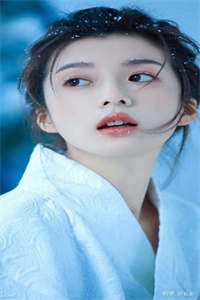 精品小说穿成暴躁反派后，他被女配贴贴了