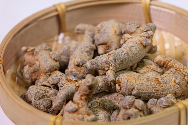 每天喝三七粉的好处-三七粉天天喝好在哪