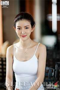 叫你求生，你竟然抱着校花开养殖场？精品全集