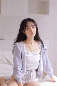 刚分手，前任疯狂攻略我