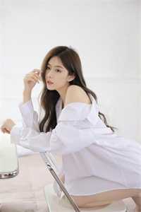 离婚后，绝色女总裁悔不当初