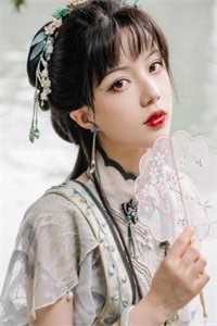 娱乐综艺：直播捡破烂，捡成了神探全文