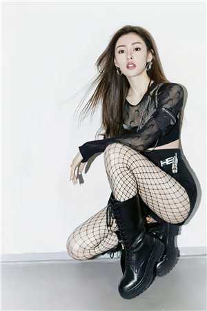 摊子被砸？我靠美食系统踏巅峰全文章节