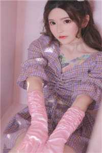 热门小说娱乐：我街头歌神身份被热芭跟踪曝光了