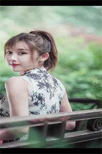 畅读全文给女霸总送外卖后，我入赘豪门了