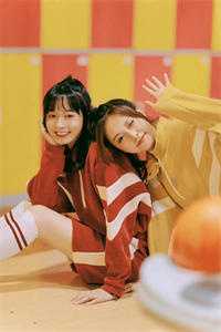 高质量小说开局绑定学院系统，获得新手大礼包