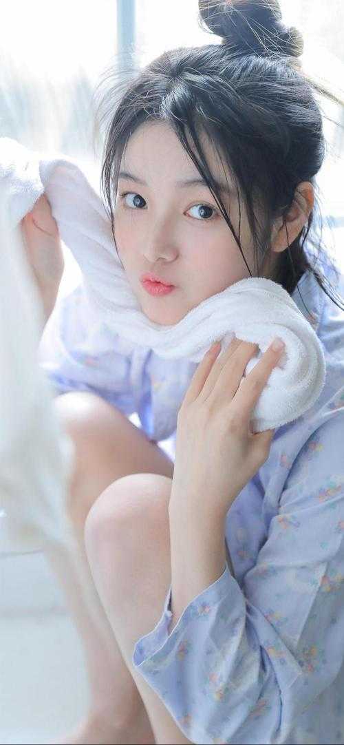 完整阅读趁同桌懵懂，忽悠她做老婆