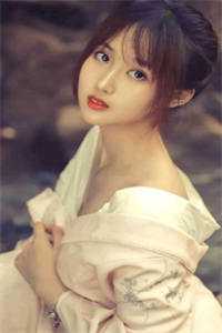 吃下系统至尊软饭，我在港综当大佬全章节