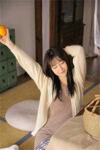 疯了！无良室友逼我穿女装去参赛短篇小说