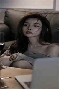 奶爸：娇妻是明星，开局带娃上门火爆小说