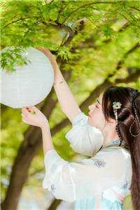 重生：开局收获校花妈妈大师级秘书！全本小说