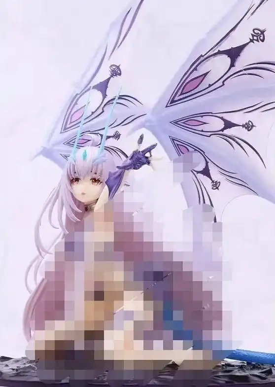 ▲存在争议的一款案涉手办。 受访者供图