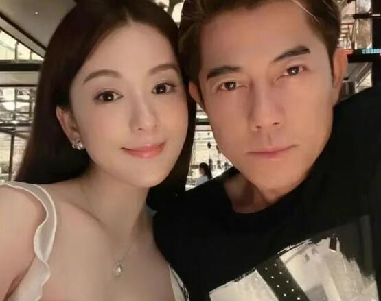 郭富城回应方媛怀三胎：很感恩 暂时不想回应太多