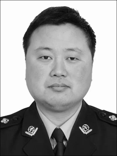 安康市岚皋县55岁民警工作期间因公殉职