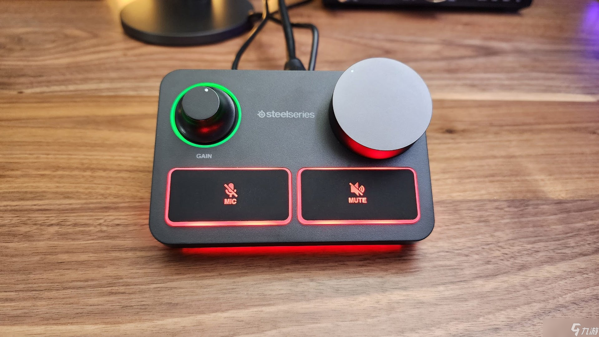 以历史最低价入手赛睿 Alias Pro 麦克风