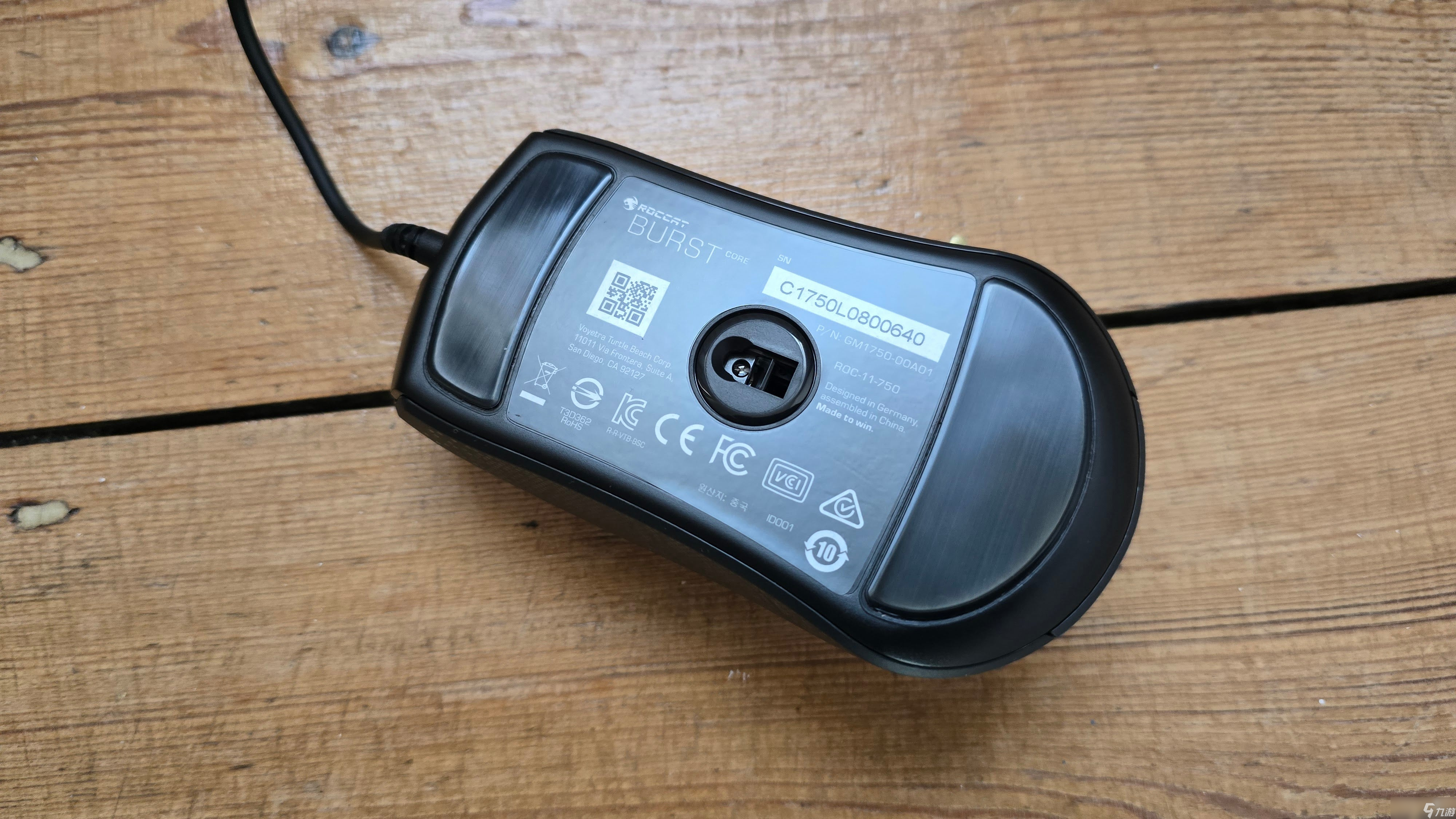 Roccat Burst Core 评测：一款 20 美元的鼠标能有多出色？