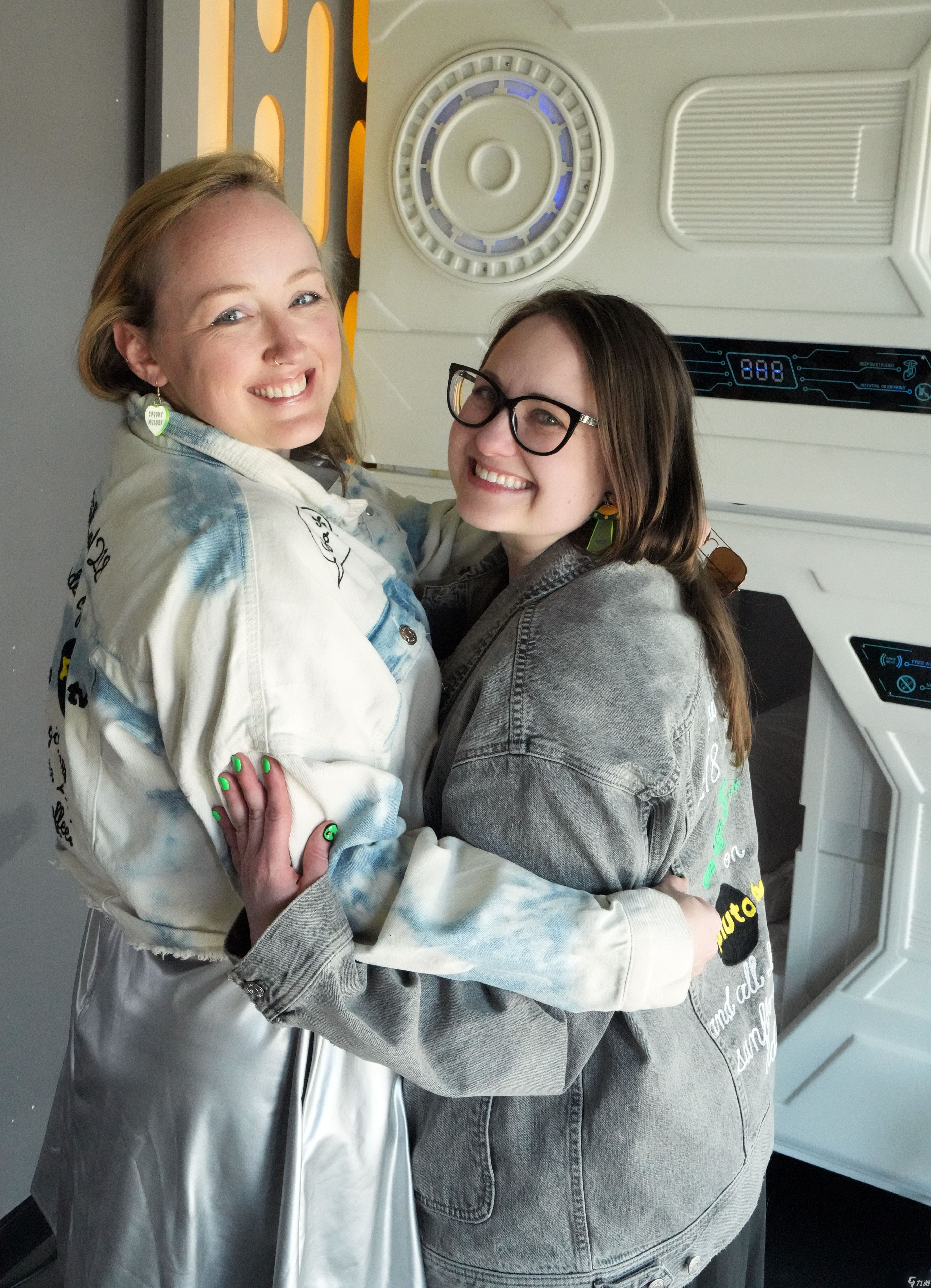 来看看这位在掩体里连看9天《X档案》马拉松的女性（她还有一个疯狂的Scully新理论）