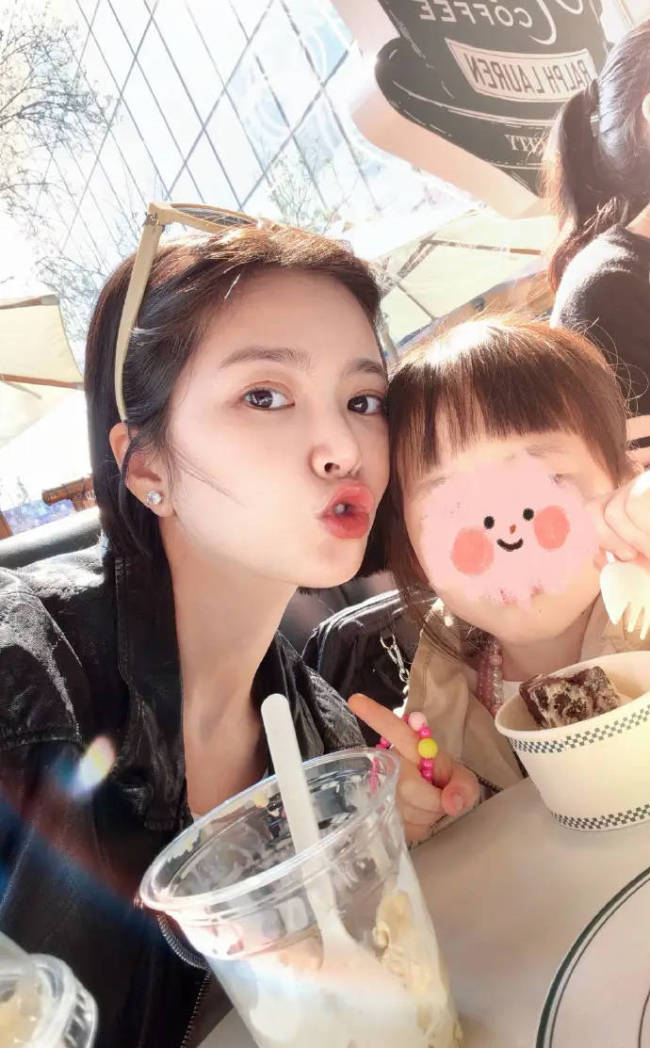 王灿兮辟谣怀二胎：真没有怀宝宝，专注工作与生活