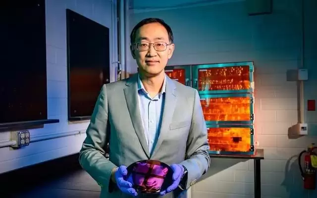美国科学家突破芯片发展瓶颈：垂直堆叠技术重塑产业扩展路径