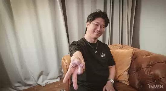 剑星：血雨夏日游戏节亮相 金亨泰详解续作战斗进化与品质优