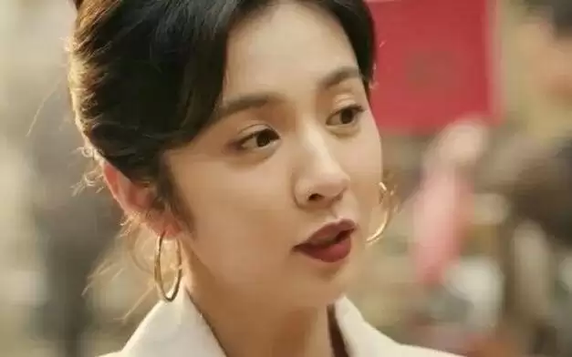 无人兜底:被迫退场:我爱她们下坠的半生