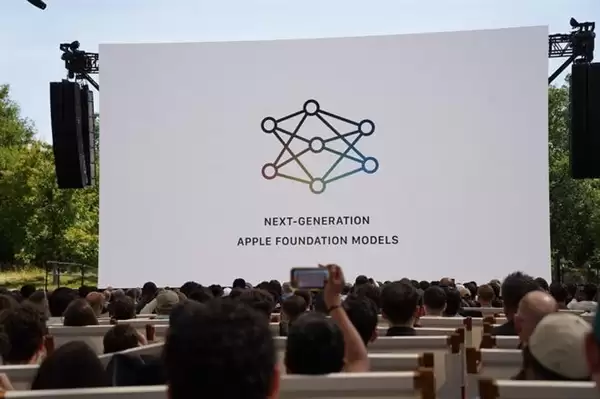 苹果抨击为AI而AI：真正有用的AI需以用户为中心